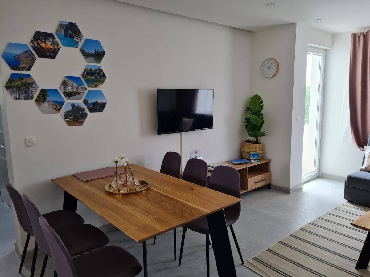 Holiday Apartment Marijana Kaštela Exteriör bild